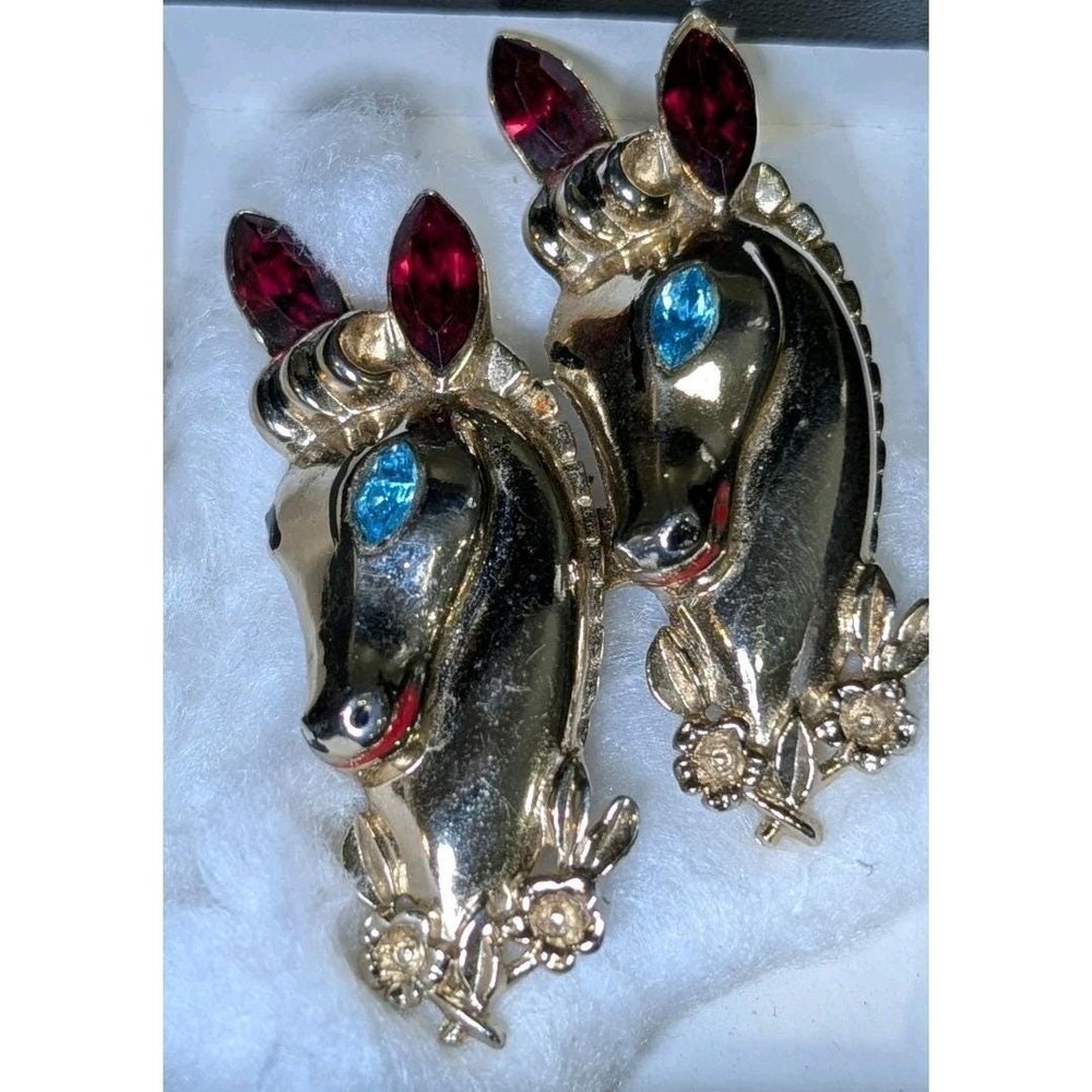 Coro Duette Horse Head Brooch Dress Clips Gold Tone Ruby Red Blue1940s Rare - Picture 5 of 14